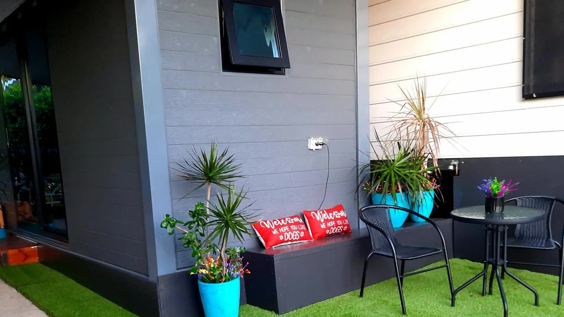 Magnetic Cabin Entire Studio On Magnetic Island Horseshoe Bay Apartment