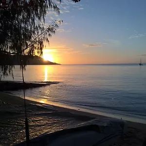 Magnetic Island Horseshoe Bay
